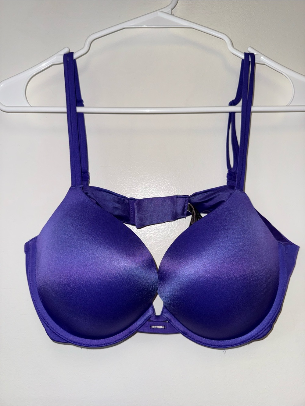 Victoria's Secret (36C) Purple Very Sexy Push Up Bra